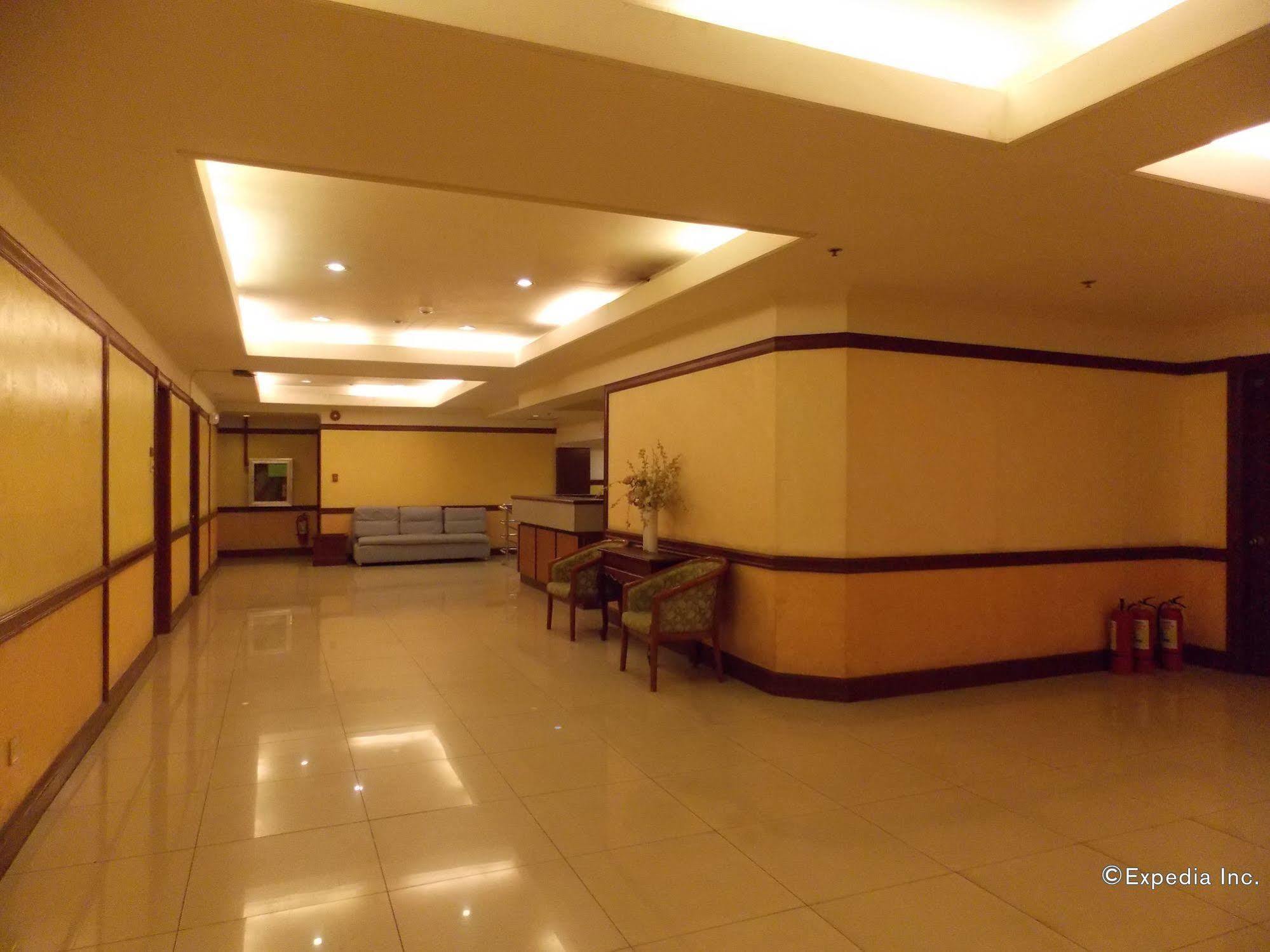 Grand Regal Hotel Bacolod Exterior foto